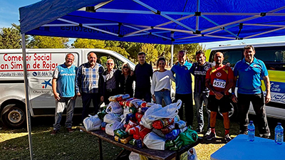 Texto Alternativo: El I Cross Policía Municipal de Móstoles logra recoger 200 kilos de alimentos no perecederos