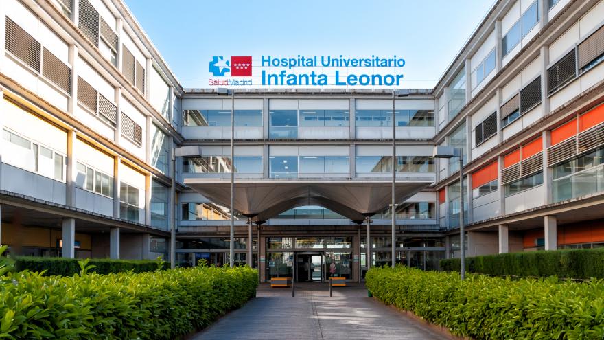 Texto Alternativo: El Hospital público Infanta Leonor celebra un acto de despedida a los médicos residentes que iniciaron su formación durante la pandemia