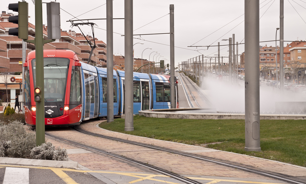Texto Alternativo: Metro Ligero interrumpirá desde las 21:00 h el servicio de la línea ML3 los días 3, 4 y 5, por las fiestas patronales