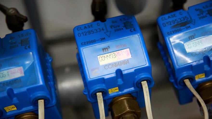 Texto Alternativo: La Comunidad de Madrid ahorra más de 4,3 hectómetros cúbicos de agua con los contadores inteligentes de Canal de Isabel II