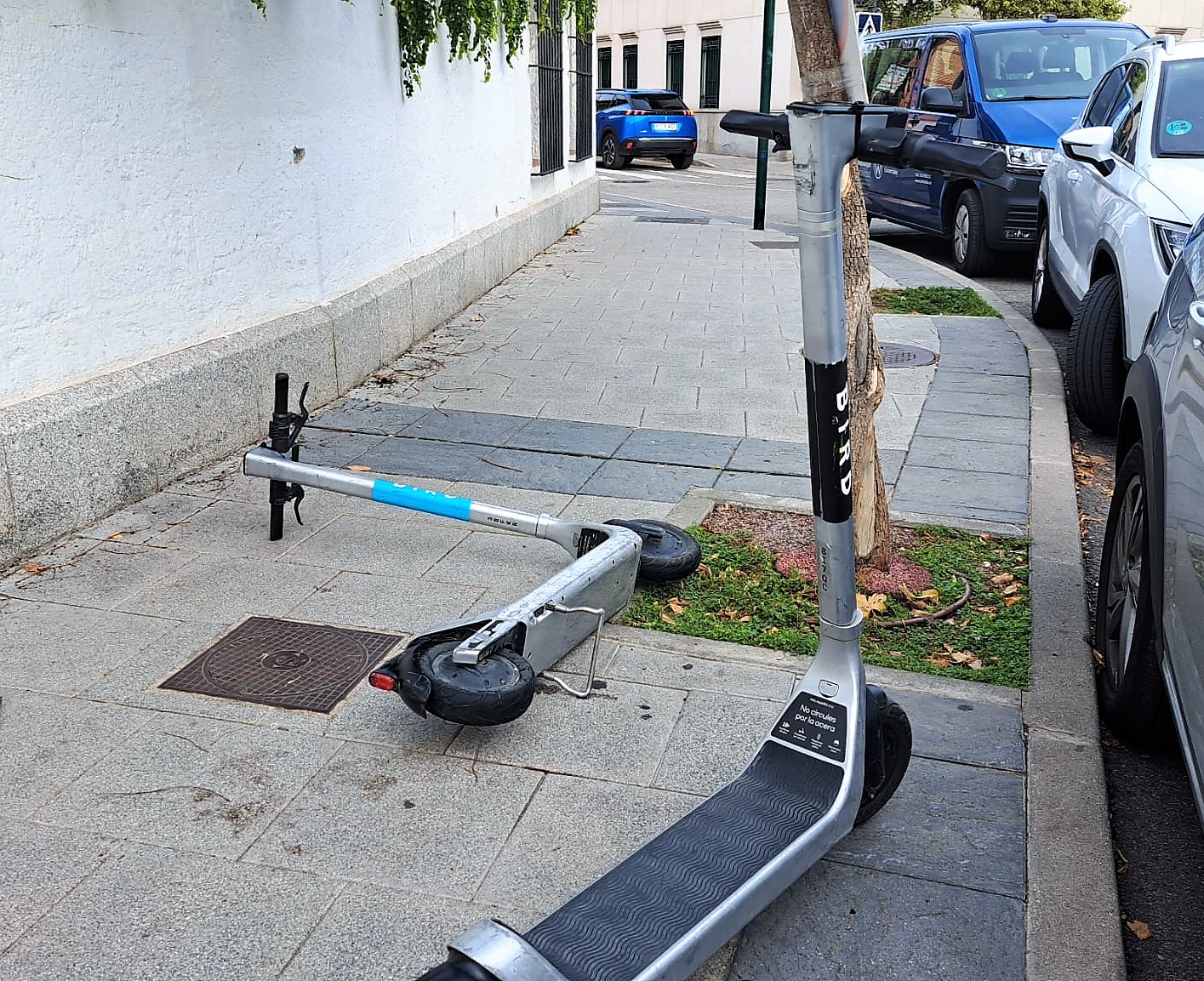 Texto Alternativo: El Ayuntamiento de Villaviciosa de Odón retirará la flota de patinetes eléctricos de la empresa que presta servicio en el municipio
