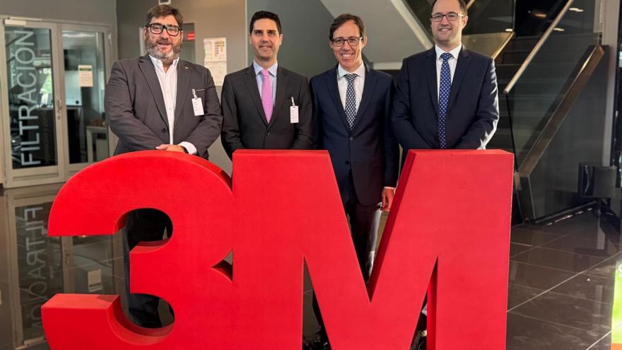 Texto Alternativo: La Comunidad de Madrid creará una red pionera de salas limpias para la fabricación de chips