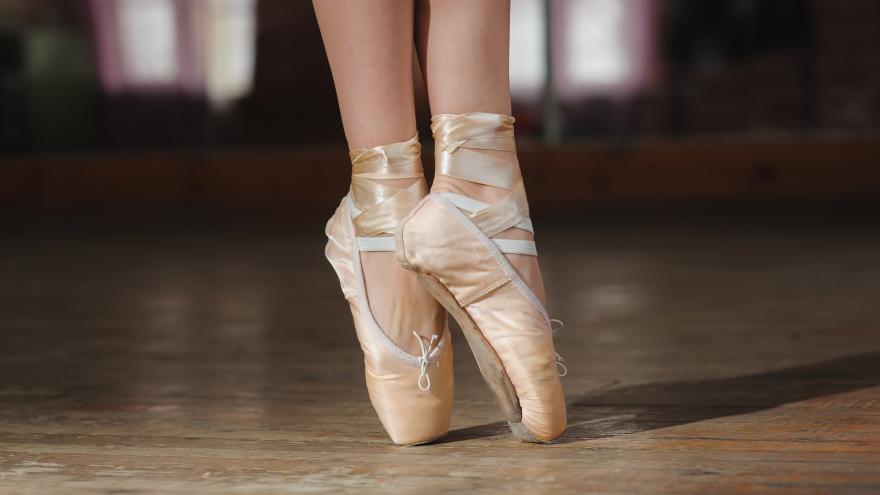 Texto Alternativo: La Comunidad de Madrid amplía el programa de auxiliares de danza para llegar hasta a 450 colegios