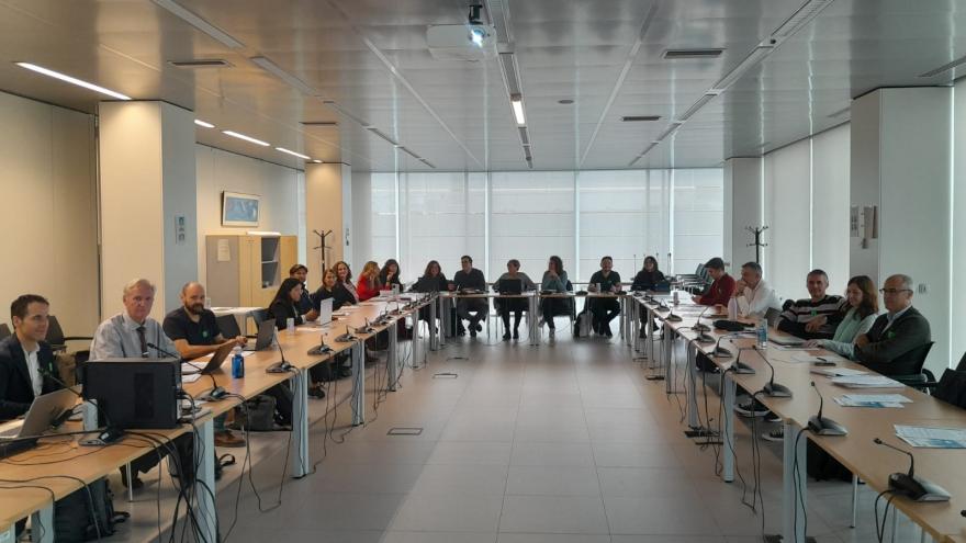 Texto Alternativo: El IRSST participa en un taller sobre evaluación de riesgos para la exposición a nanopartículas en entornos laborales