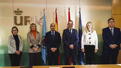 Texto Alternativo: El Ayuntamiento de Móstoles renueva el convenio con la URJC para la Universidad de Mayores
