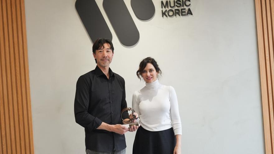 Texto Alternativo: Díaz Ayuso invita al sector musical coreano a conocer Madrid para la promoción de su cultura, artistas y compositores