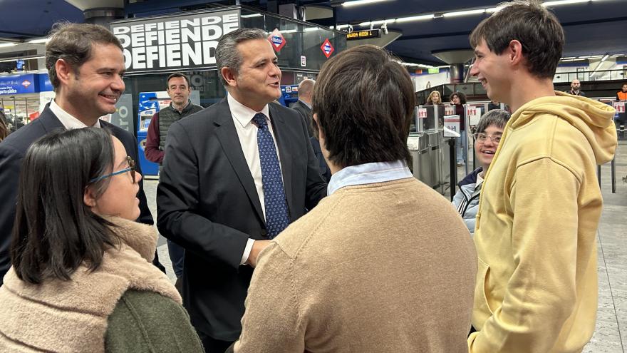 Texto Alternativo: La Comunidad de Madrid forma a más de 1.700 personas con discapacidad intelectual en el uso autónomo de Metro
