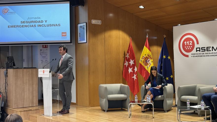 Texto Alternativo: La Comunidad de Madrid forma a profesionales y voluntarios de emergencias en la atención a personas con discapacidad