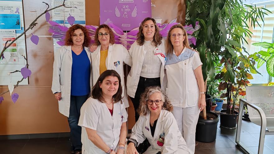 Texto Alternativo: Atención Primaria sensibiliza a los pacientes en el Día Internacional de la Eliminación de la Violencia contra la Mujer