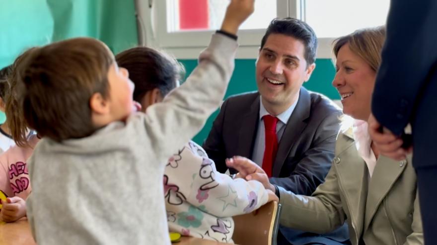 Texto Alternativo: La Comunidad de Madrid abre 85 colegios públicos de 75 municipios en las vacaciones de Navidad para ofrecer actividades a los alumnos