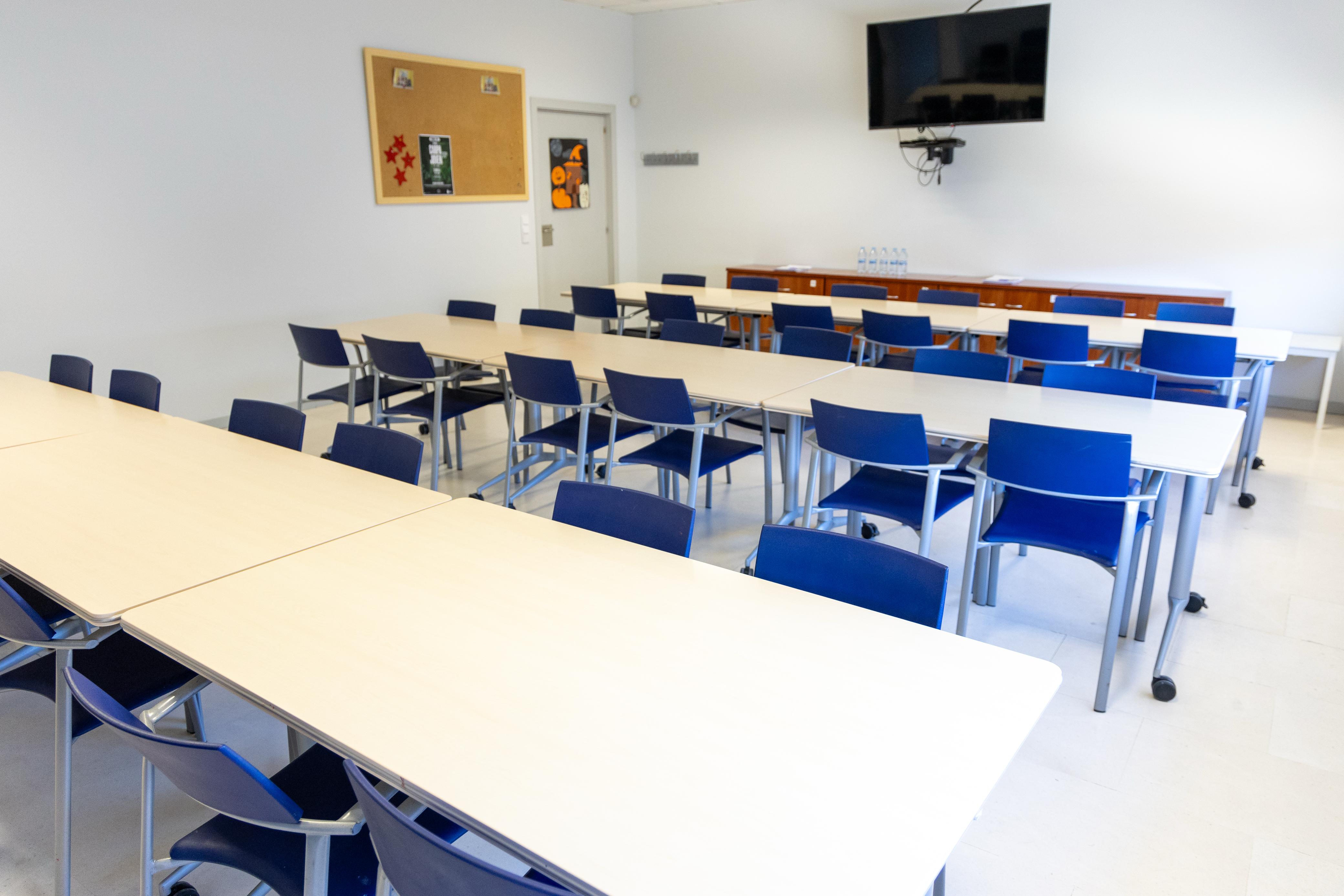 Texto Alternativo: Abierta hasta el 1 de marzo una sala de estudio con 36 plazas en la Casa de la Juventud