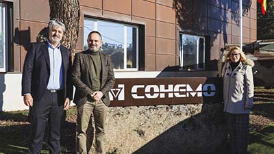 Texto Alternativo: El alcalde de Móstoles visita las instalaciones de COHEMO en el camino de las Pajarillas