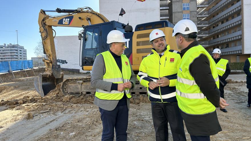 Texto Alternativo: La Comunidad de Madrid avanza en la construcción de 249 viviendas para familias vulnerables en Móstoles