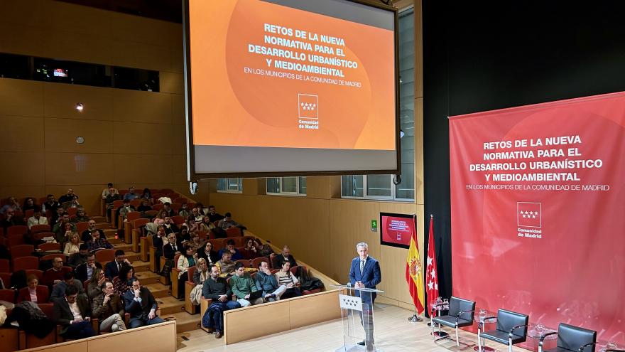 Texto Alternativo: La Comunidad de Madrid destaca la reducción de trámites administrativos de su Ley para el desarrollo equilibrado del medio ambiente
