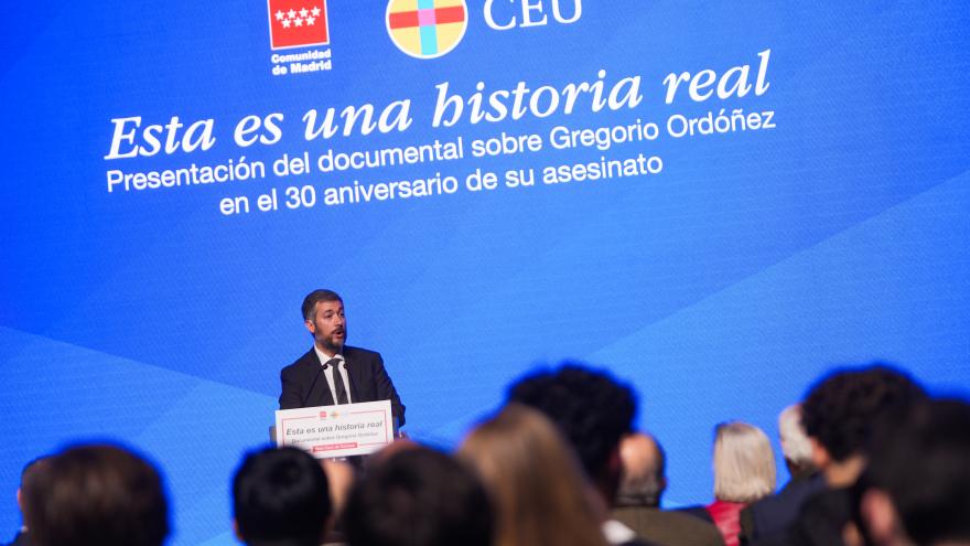 Texto Alternativo: La Comunidad de Madrid recuerda a Gregorio Ordóñez en el 30º aniversario de su asesinato por la banda terrorista ETA