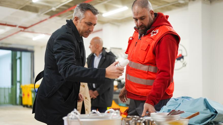 Texto Alternativo: La Comunidad de Madrid renueva el convenio con Cruz Roja Española para protección ciudadana en situaciones de grave riesgo colectivo