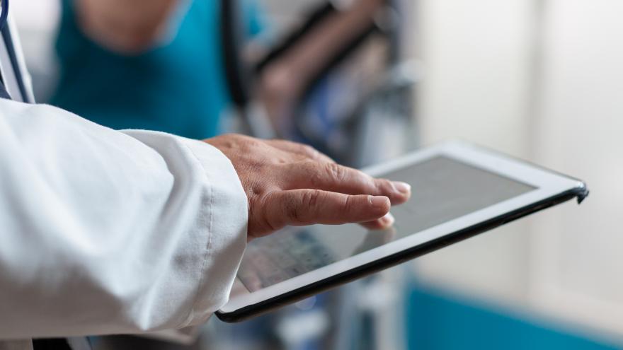 Texto Alternativo: El Hospital público de La Princesa el Gobierno de la Comunidad de Madrid presenta dos proyectos de innovación tecnológica sanitaria en el evento 'PlaNET25'