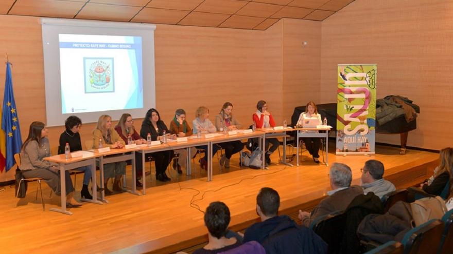 Texto Alternativo: Profesionales de los centros de salud de Valdemoro de la Comunidad de Madrid participan en un proyecto de promoción de salud entre escolares