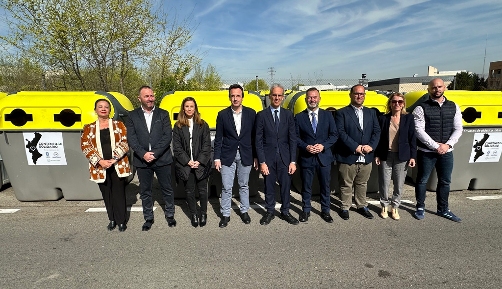 Texto Alternativo: Leganés reúne&nbsp;más de 2.900 contenedores de residuos donados por nueve municipios para localidades afectadas por la DANA