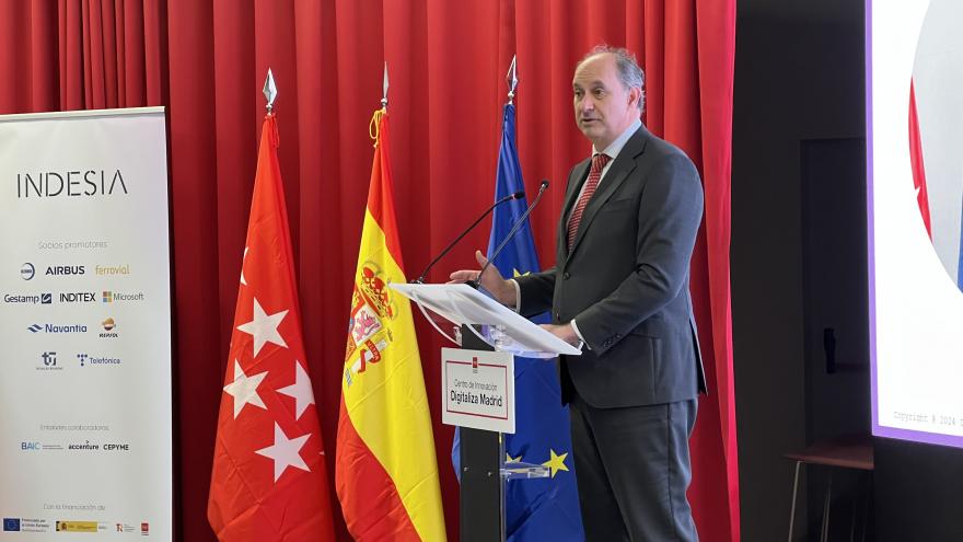 Texto Alternativo: La Comunidad de Madrid inicia el programa de formación y asesoramiento en Inteligencia Artificial para un centenar de pymes industriales de la región