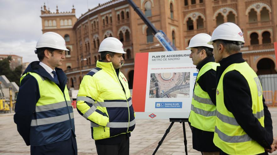 Texto Alternativo: La Comunidad de Madrid comienza en marzo la instalación de 15 nuevos ascensores en la red de Metro para mejorar su accesibilidad