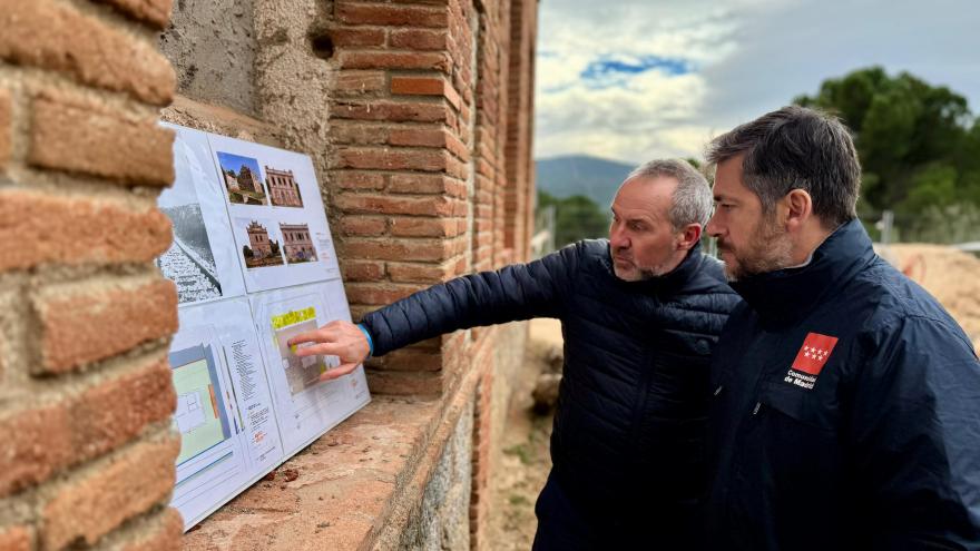 Texto Alternativo: La Comunidad de Madrid trabaja en 79 actuaciones de 19 municipios de la Sierra Oeste para mejorar sus infraestructuras y embellecer sus calles