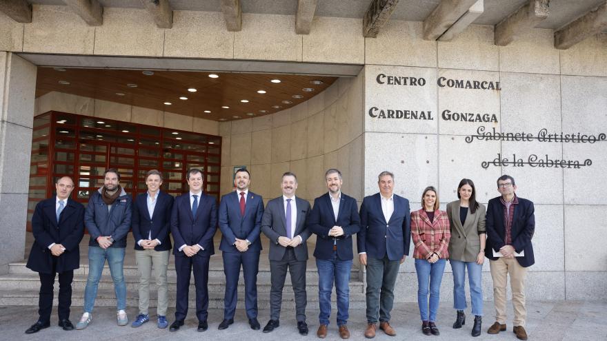Texto Alternativo: La Comunidad de Madrid edita una guía de servicios y ayudas en materia cultural, patrimonial, turística y deportiva para municipios