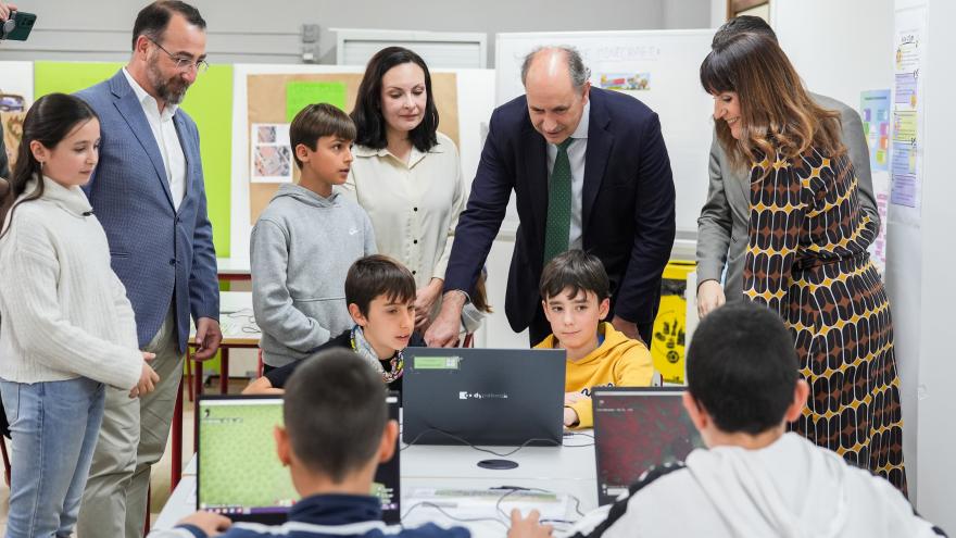 Texto Alternativo: La Comunidad de Madrid crea MineMad, la primera liga intermunicipal de Minecraft para que los alumnos conozcan el patrimonio de la región