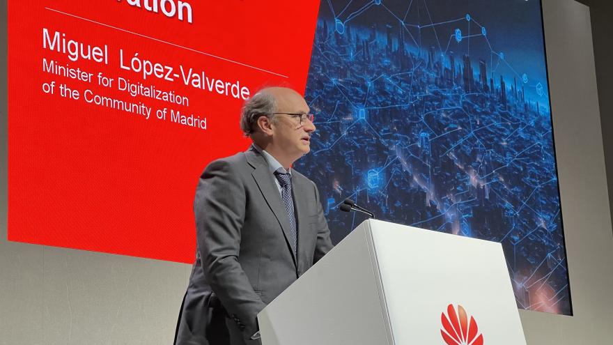 Texto Alternativo: La Comunidad de Madrid permitirá al usuario acceder a sus datos personales de la Tarjeta Sanitaria Virtual sin introducir un código de doble verificación