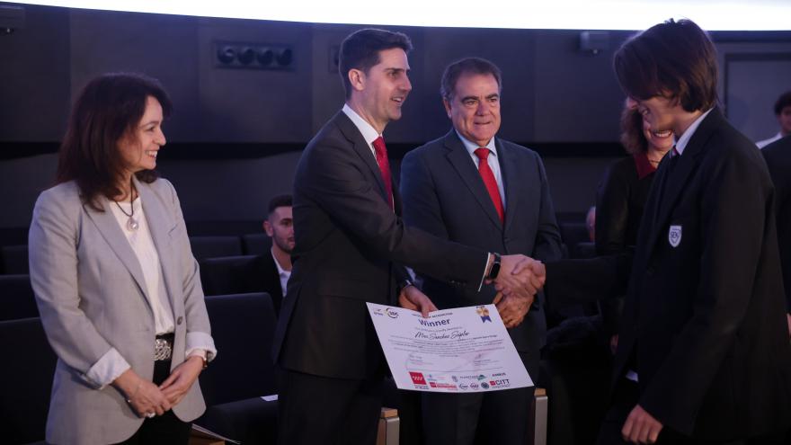 Texto Alternativo: La Comunidad de Madrid fomenta las vocaciones en el sector aeroespacial con el concurso Spanish Space Design Competition