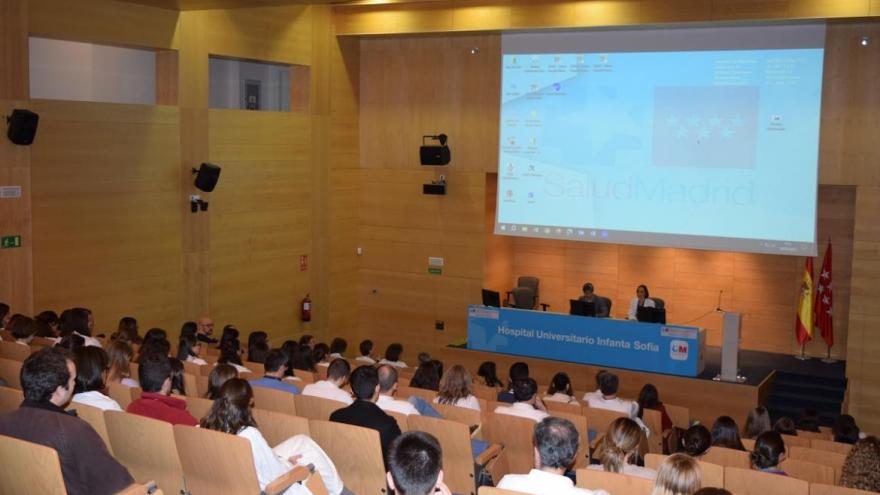 Texto Alternativo: El Hospital público Infanta Sofía celebra una Jornada de Puertas Abiertas para futuros residentes
