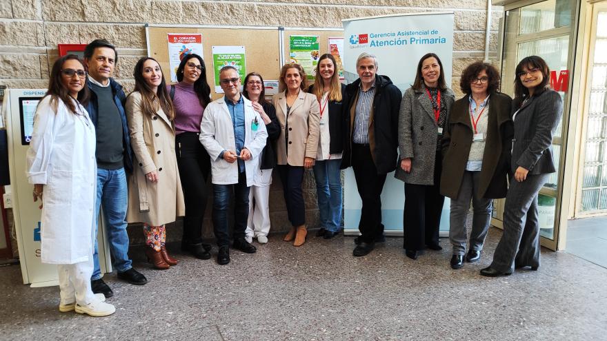 Texto Alternativo: La gerente de Atención Primaria visita el Centro de Salud Rafael Alberti en el Día Europeo de Prevención del Riesgo Cardiovascular