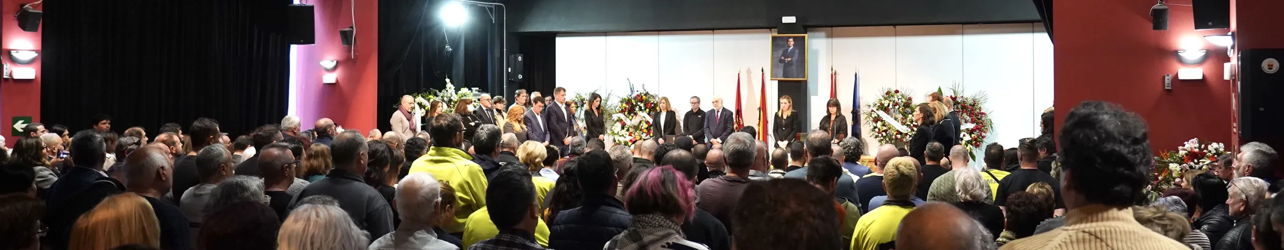 Texto Alternativo: El Pleno Municipal de Alcorcón nombra por unanimidad a Jesús Santos Concejal Honorario del Ayuntamiento por su “ejemplar trayectoria de servicio a nuestra ciudad”