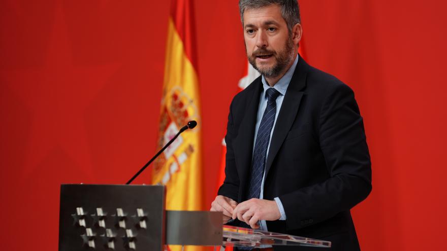 Texto Alternativo: La Comunidad de Madrid recurre ante el Tribunal Constitucional el cambio del Gobierno central de los criterios de reparto de menores no acompañados