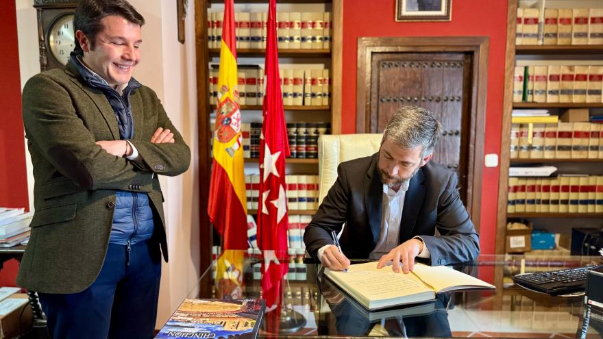 Texto Alternativo: La Comunidad de Madrid renueva las gradas de la Plaza de Toros de Chinchón, uno de los cosos más antiguos de España