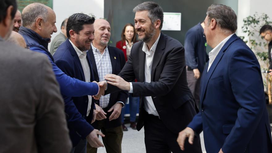 Texto Alternativo: La Comunidad de Madrid detalla a pequeños municipios afectados por las lluvias las ayudas de 10 millones de euros a las que pueden acogerse