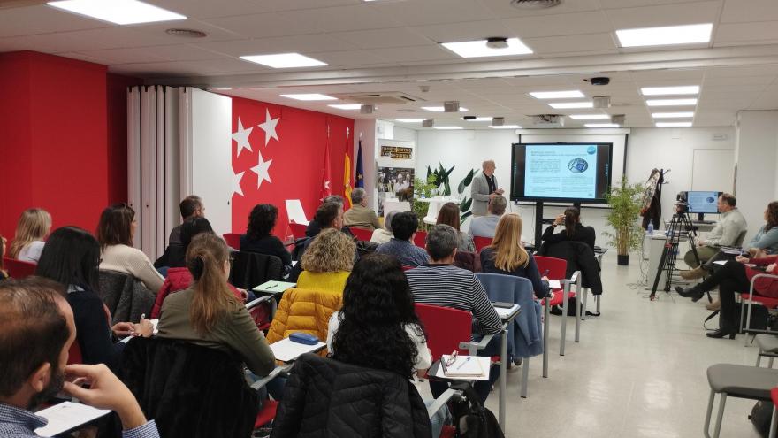 Texto Alternativo: Éxito de asistencia en la jornada sobre seguridad y salud en maquinaria del IRSST