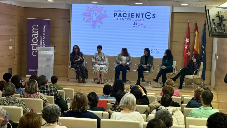 Texto Alternativo: El Hospital público Gregorio Marañón acoge una jornada sobre calidad de vida para pacientes con cáncer de mama