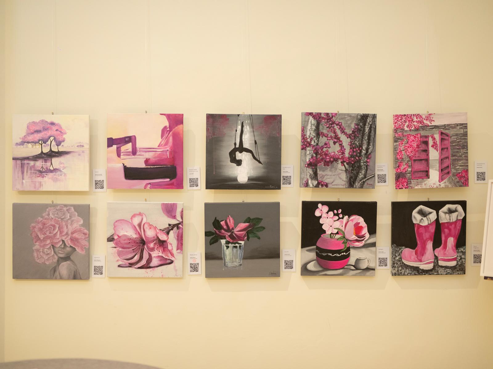 Texto Alternativo: Boadilla ofrece hasta el día 13 la exposición de pintura Arte por ellas, sobre el cáncer de mama