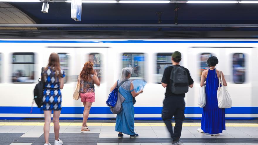 Texto Alternativo: La Comunidad de Madrid asesora al Metro de Delhi en la implantación del proyecto Última Milla para el transporte de mercancías en los trenes del suburbano