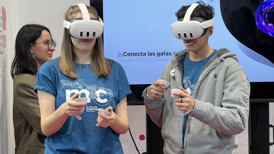 Texto Alternativo: La Comunidad de Madrid convoca la tercera edición de los Premios de Ciencia en Español
