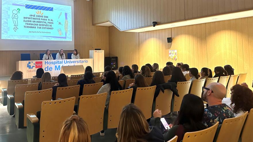 Texto Alternativo: El Hospital público de Móstoles organiza una Jornada de Enfermería para retener el talento de las nuevas generaciones