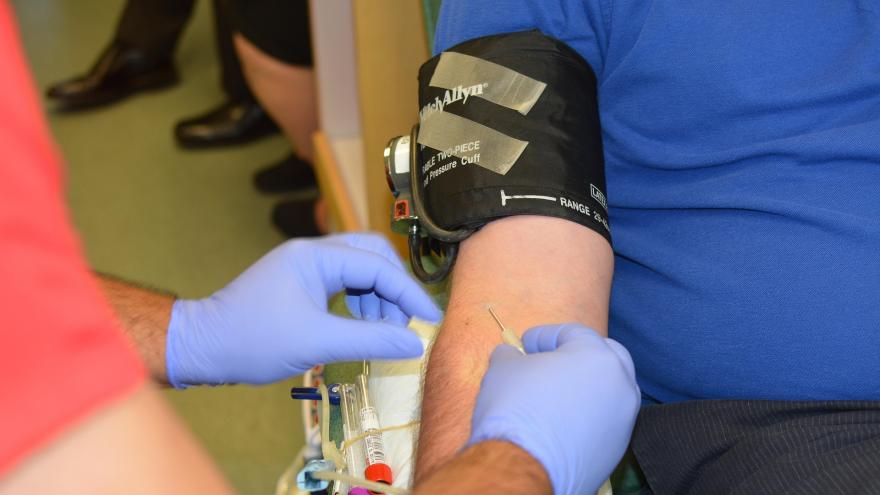 Texto Alternativo: Un total de 165 personas donan sangre en el último 'maratón' del Hospital público de Fuenlabrada
