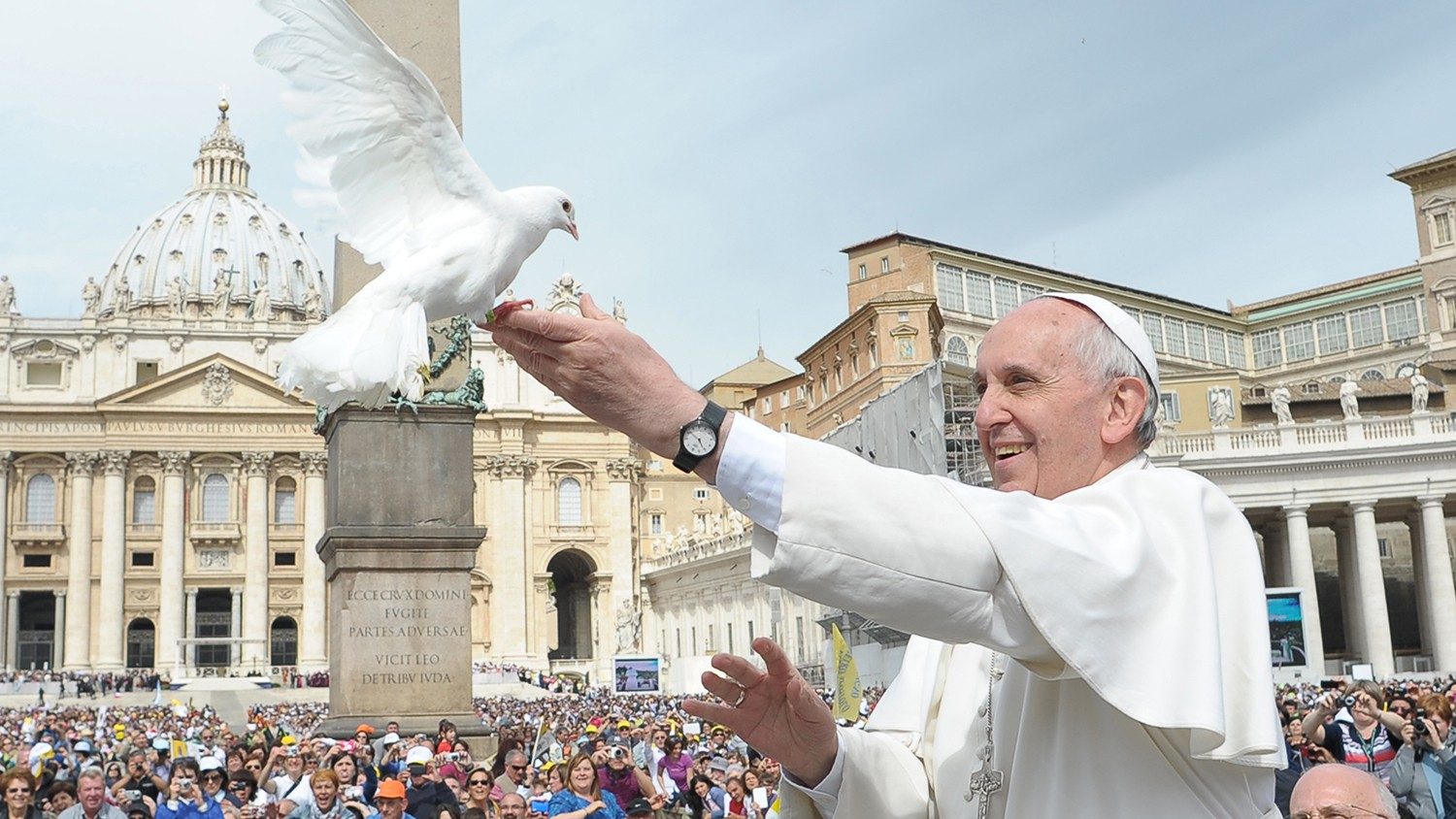 Texto Alternativo: Boadilla del Monte decreta tres días de luto oficial por el fallecimiento de Su Santidad el Papa Francisco