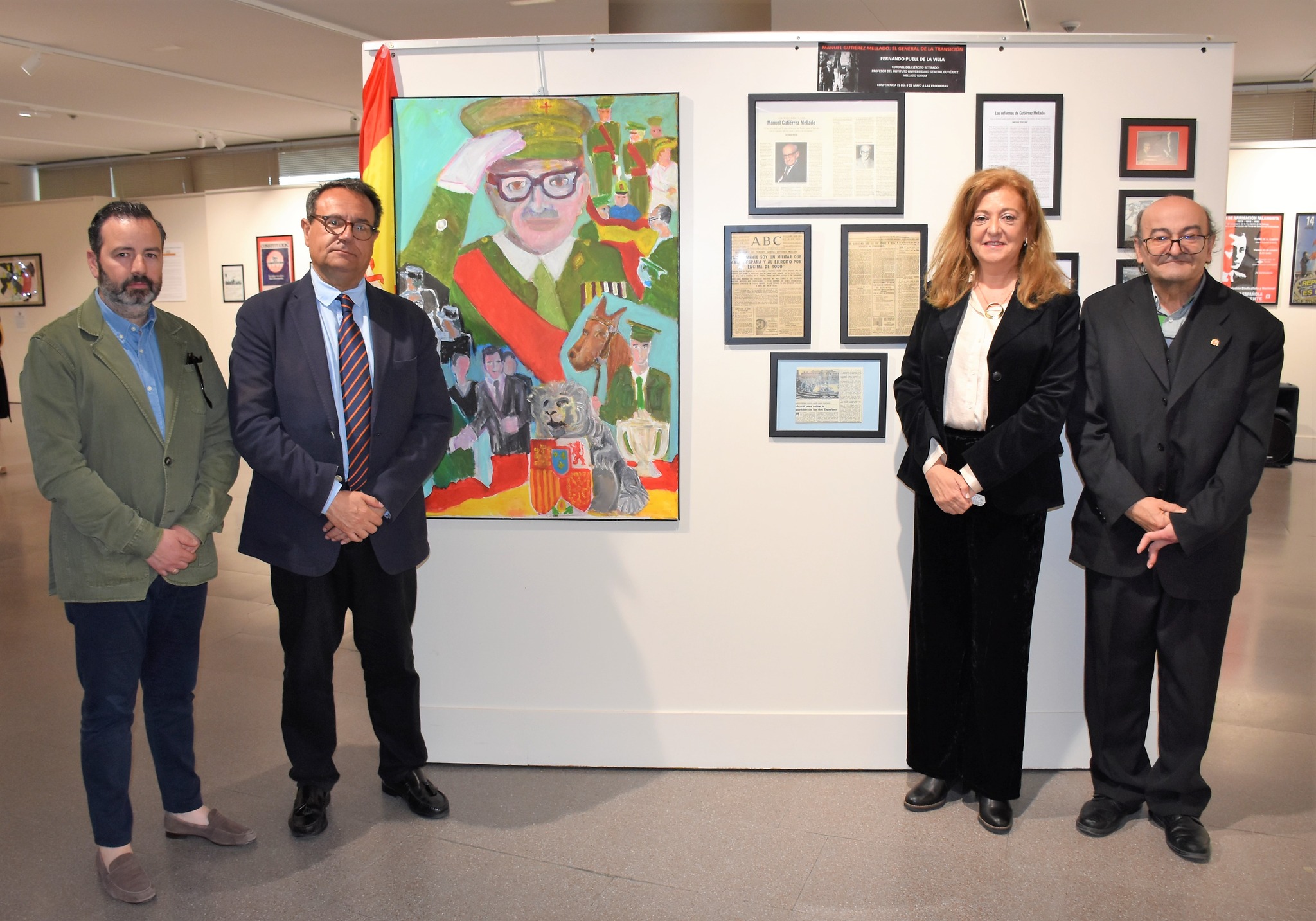 Texto Alternativo: Exposición sobre “La Constitución y la Transición Política Española”