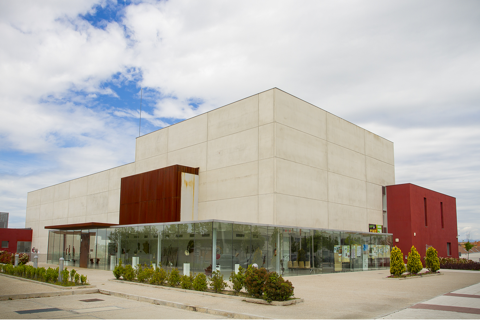 Texto Alternativo: Abierto hasta el 13 de mayo el plazo de preinscripción para nuevos alumnos de la Escuela de Música y Danza
