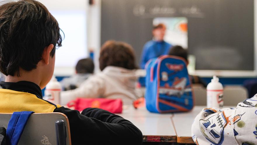 Texto Alternativo: La Comunidad de Madrid ultima la aprobación de la jornada partida en los colegios públicos y Educación Especial desde el próximo curso