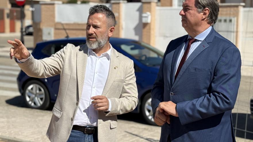 Texto Alternativo: La Comunidad de Madrid incorpora nuevas zonas de juego al parque Poeta Vicente Martín de Torrejón de la Calzada