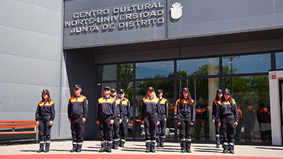 Texto Alternativo: El alcalde de Móstoles asiste a la celebración del 33 aniversario de la Agrupación de Voluntarios de Protección Civil de Móstoles