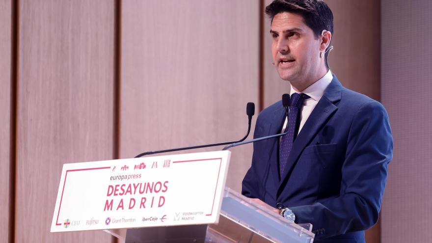 Texto Alternativo: La Comunidad de Madrid recuperará la jubilación parcial de los profesores de la concertada desde el próximo curso 2025/26